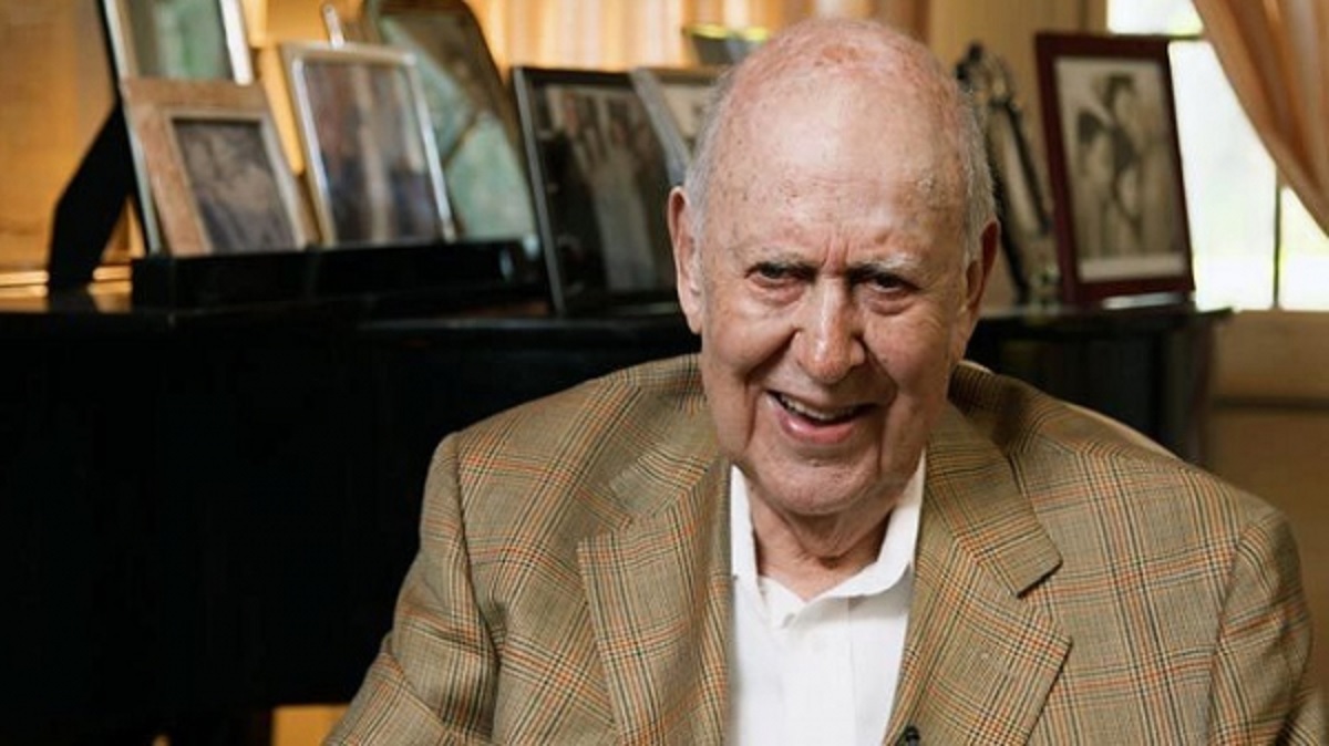 হলিউডের কিংবদন্তি কমেডিয়ান কার্ল রেইনার আর নেই