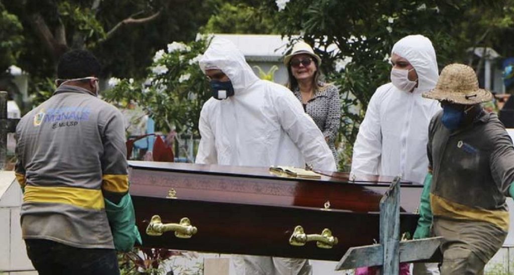 বিশ্বজুড়ে একদিনে করোনায় গেল আরও ৬ হাজারের বেশি প্রাণ