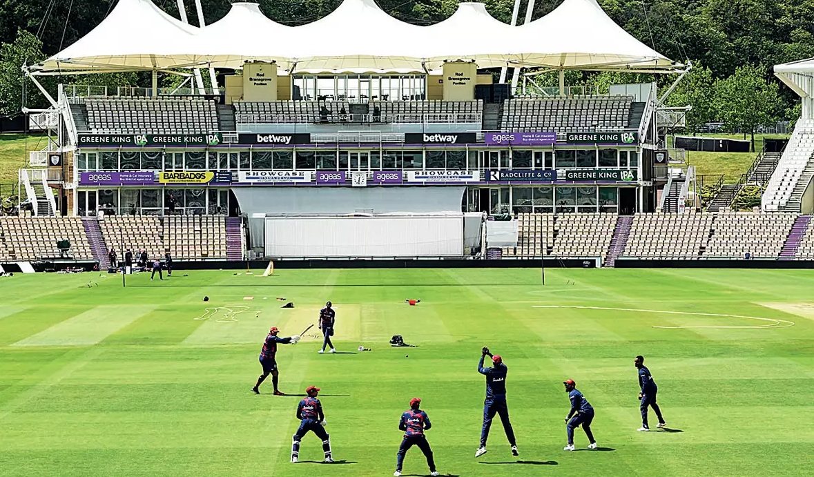 সাউদাম্পটন টেস্ট দিয়ে বুধবার মাঠে ফিরছে ক্রিকেট