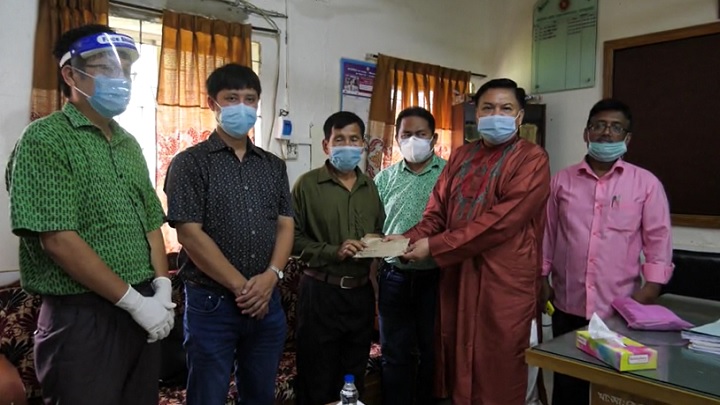 কিডনি রোগে আক্রান্ত শিক্ষার্থীর পাশে দাঁড়ালো খাগড়াছড়ি পার্বত্য জেলা পরিষদ