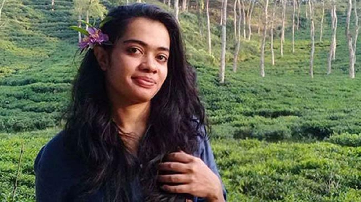 সিনহা হত্যা: শিপ্রার বিরুদ্ধে করা মাদক মামলা তদন্তে ঘটনাস্থলে র্যাব সিনহা হত্যা: শিপ্রার বিরুদ্ধে করা মাদক মামলা তদন্তে ঘটনাস্থলে র্যাব