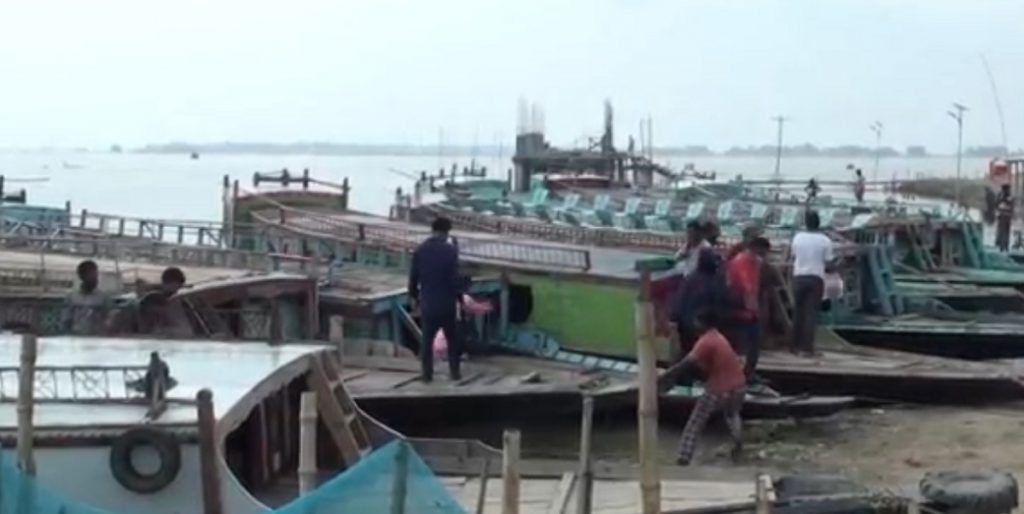 মদনে ট্রলার ডুবির ঘটনায় চার সদস্যের তদন্ত কমিটি গঠন