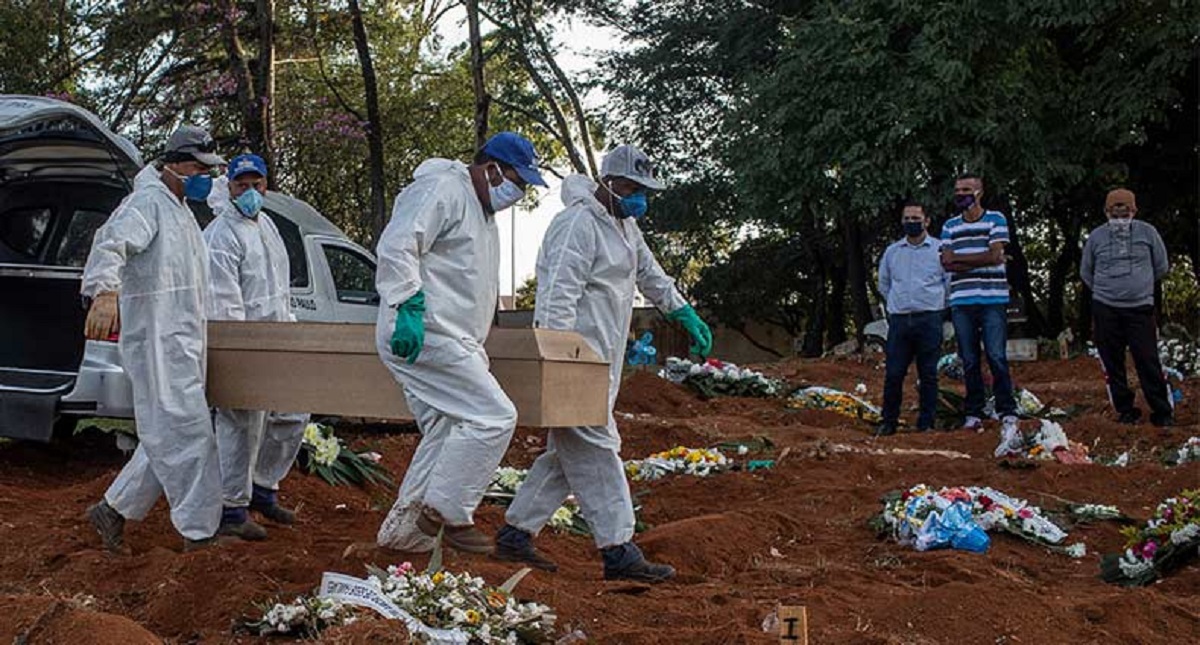 বিশ্বে আরও সাড়ে ৫ হাজার মানুষের মৃত্যু, শনাক্ত পৌনে ৩ লাখ বিশ্বজুড়ে করোনায় মৃতের সংখ্যা ছাড়িয়েছে ৭ লাখ