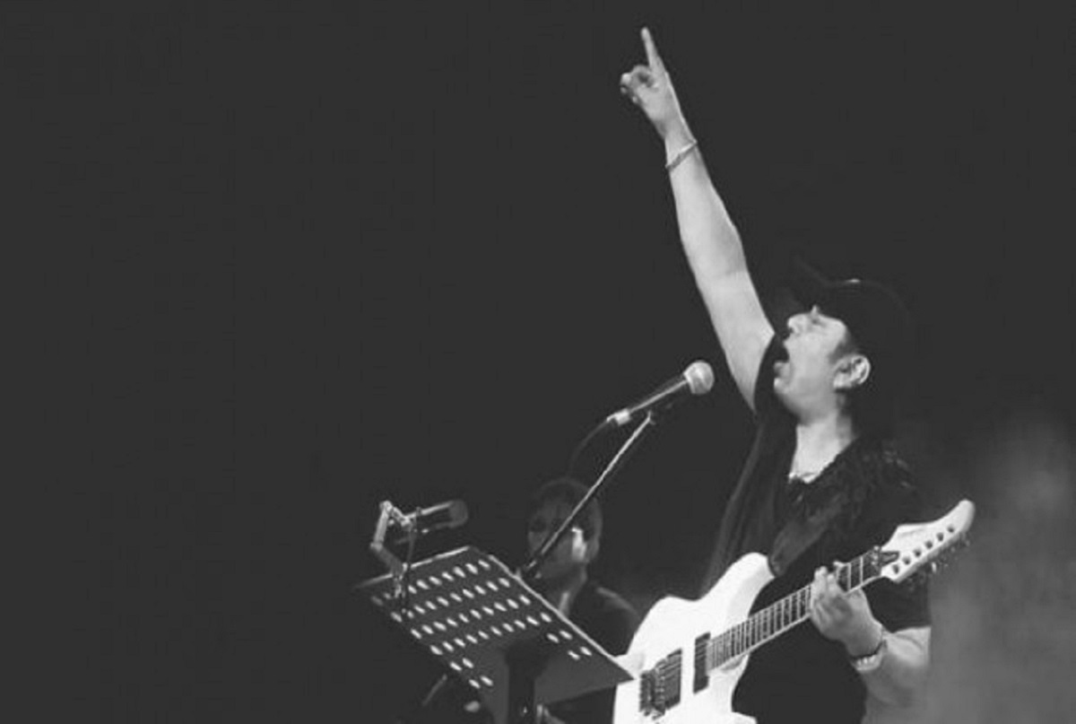 আজ আইয়ুব বাচ্চুর ৫৮তম জন্মদিন আজ আইয়ুব বাচ্চুর ৫৮তম জন্মদিন