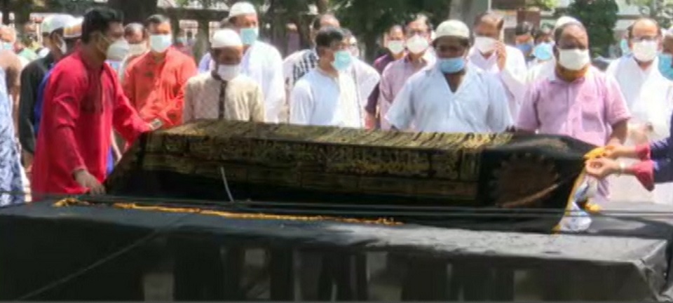 বিদায় রাহাত খান: জানাজা ও শ্রদ্ধাঞ্জলি শেষে মিরপুরে দাফন