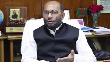 মন্ত্রী বললেন, চিঠি পেয়ে নয়, সহানুভূতি থেকে সচিবের মাকে দেখতে গেছেন কর্মকর্তারা
