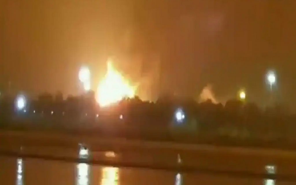 ভারতে তেল-গ্যাস প্ল্যান্টে ভয়াবহ বিস্ফোরণ