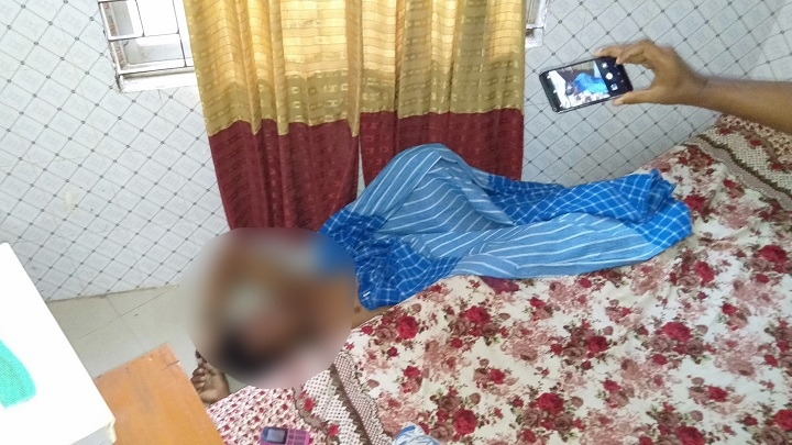 কুয়াকাটায় হোটেল থেকে ২ পর্যটকের লাশ উদ্ধার