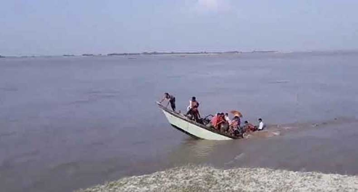 নেত্রকোণায় ট্রলার ডুবি, ১০ জনের মরদেহ উদ্ধার