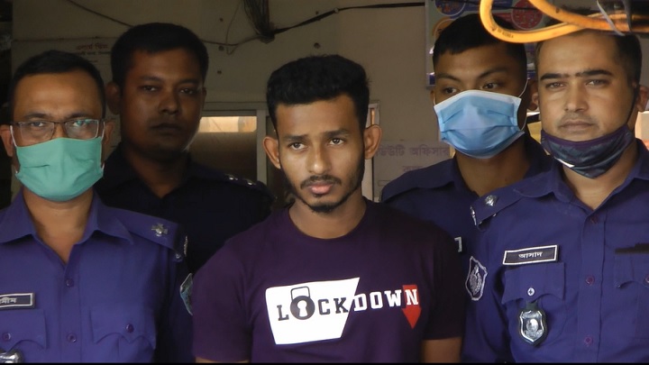 দিনাজপুরে ৫ম শ্রেণির ছাত্রীকে ধর্ষণের অভিযোগে যুবক আটক