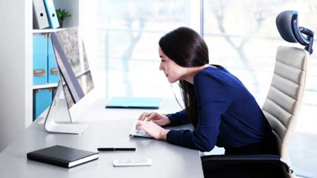 দিনে সাড়ে ৭ ঘণ্টা বসে থাকলে মৃত্যুঝুঁকি বাড়ে: গবেষণা