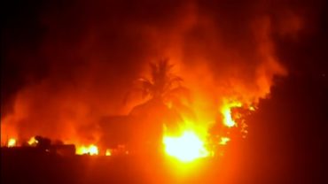 কল্যাণপুরে বস্তিতে আগুন; নিয়ন্ত্রণে ফায়ার সার্ভিসের ১০টি ইউনিট