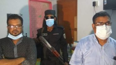 তৃতীয় শ্রেণি পাশ শ্বশুর-জামাইয়ের ডেন্টাল ক্লিনিকে অভিযান