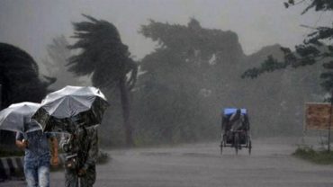 আজও বৃষ্টির শঙ্কা, কাল থেকে উন্নতির পূর্বাভাস আজও দেশের ১১টি অঞ্চলে ঝড়বৃষ্টির আভাস