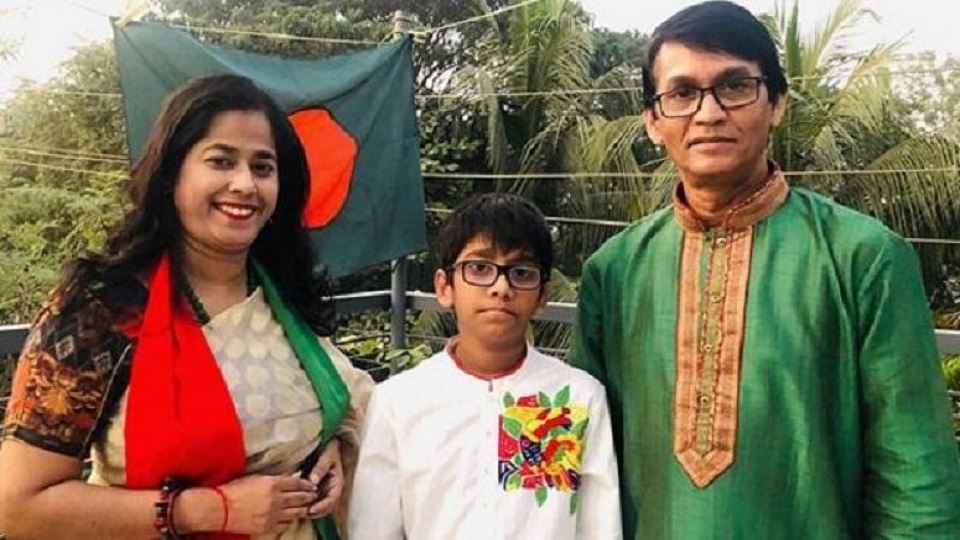 লাইফ সাপোর্টে আছেন অভিনেতা আজিজুল হাকিম