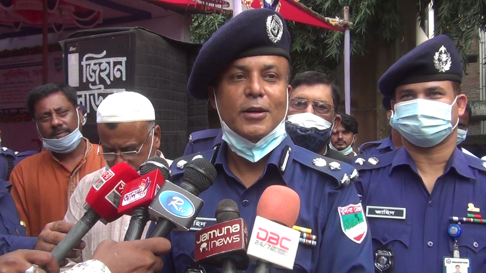 সোনালী ব্যাংক ডাকাতির ঘটনায় জড়িতদের গ্রেফতার সময়ের ব্যাপার মাত্র: খুলনার ডিআইজি