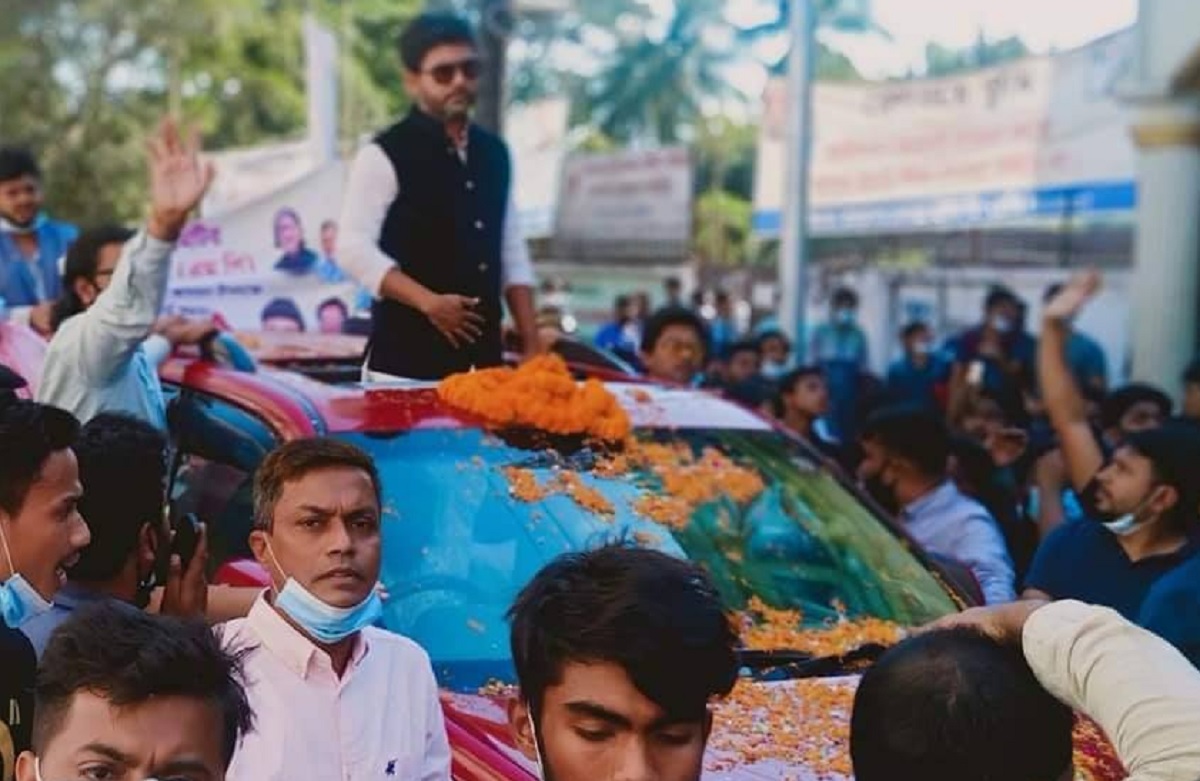 হেফাজতের নেতা মামুনুলকে ‘মাঠে নেমে খেলা’র চ্যালেঞ্জ সাংসদ নিক্সনের