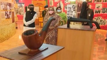 সংসদে ‘প্রদর্শনীতে বঙ্গবন্ধু’ শীর্ষক প্যাভিলিয়ন উদ্বোধন করলেন প্রধানমন্ত্রী