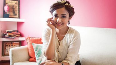 শরীরের সঙ্গে যুদ্ধ করেছেন মোনালি! (ভিডিও) শরীরের সঙ্গে যুদ্ধ করেছেন মোনালি!