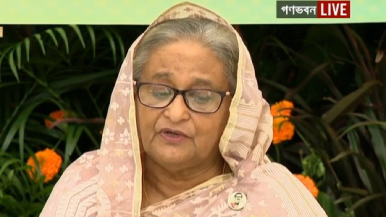 নারীরা এগিয়ে আসলে দুর্নীতি কমবে: প্রধানমন্ত্রী নারীরা এগিয়ে আসলে দুর্নীতি কমবে: প্রধানমন্ত্রী