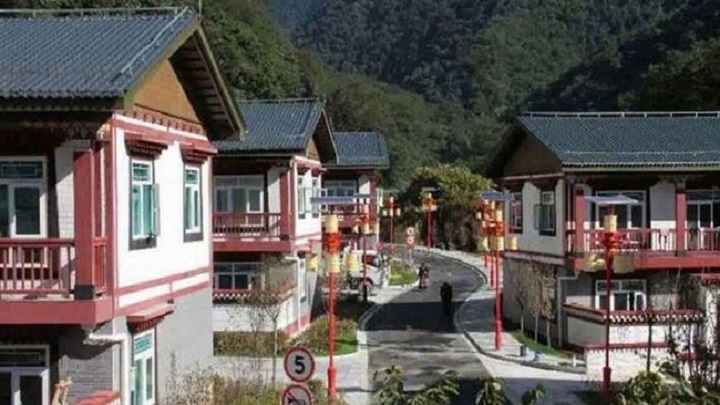 ভুটানের সীমান্তের মধ্যেই উন্নত গ্রাম করে ফেললো চীন