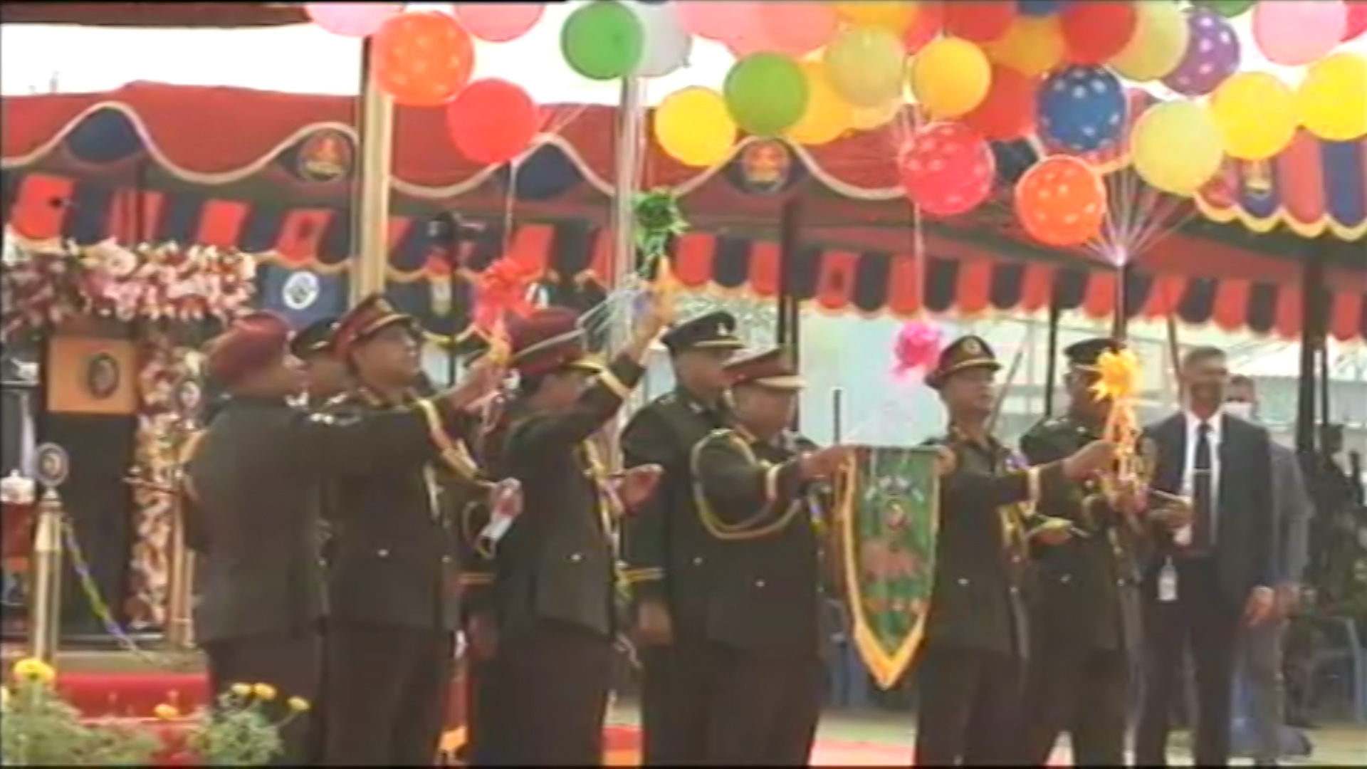 সর্বোচ্চ ত্যাগ স্বীকারে সেনা সদস্যদের প্রস্তুত থাকার নির্দেশ সেনাপ্রধানের