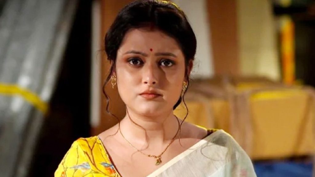 ভারতীয় সিরিয়ালের কাণ্ড: মৃত্যুর পর গলায় ব্যান্ডেজ নিয়ে ফিরে এলেন জবা!