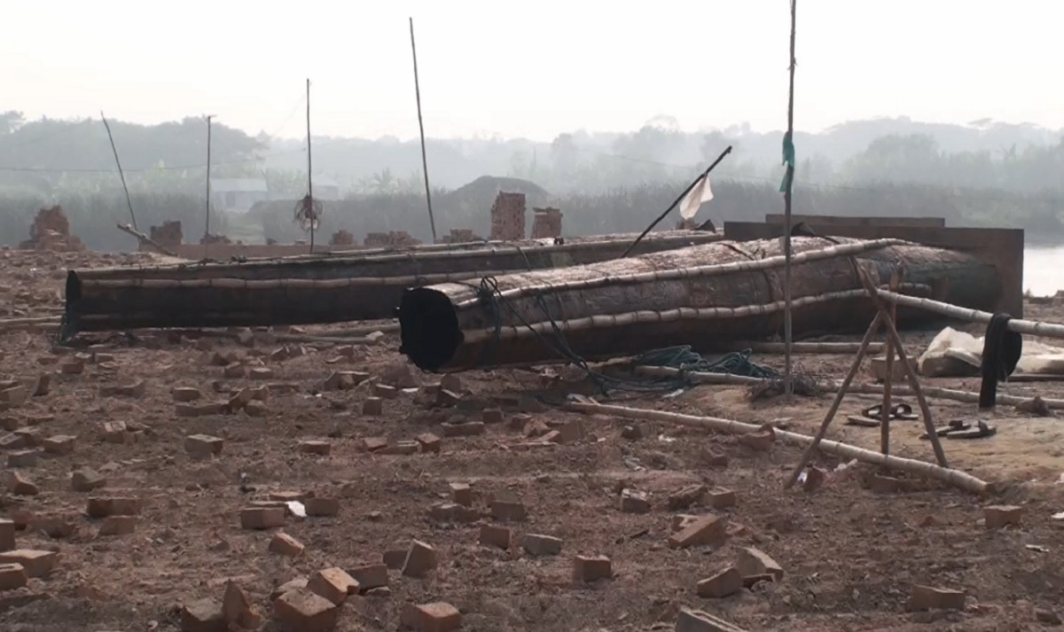 গোপালগঞ্জে চারটি ইটভাটা ভেঙ্গে দিয়েছে ভ্রাম্যমাণ আদালত