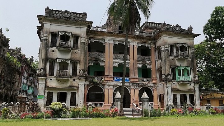 দখল মুক্ত হলো নাগরপুর জমিদার বাড়ি