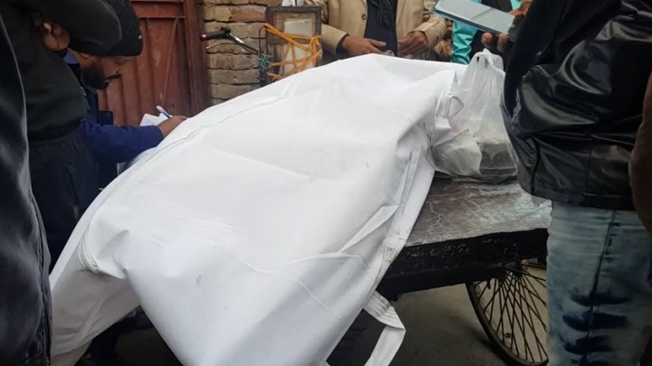 বেনাপোল বন্দরের কর্মীকে গলায় তার পেঁচিয়ে হত্যা