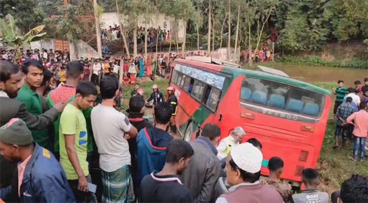 হবিগঞ্জে বাস-অটোরিকশার মুখোমুখি সংঘর্ষে মা-মেয়েসহ নিহত ৮
