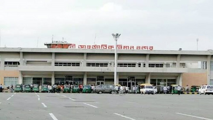 যুক্তরাজ্য ফেরত ৬ যাত্রীর নেই করোনা রিপোর্ট, ১৬৫ জন হোম কোয়ারেন্টাইনে