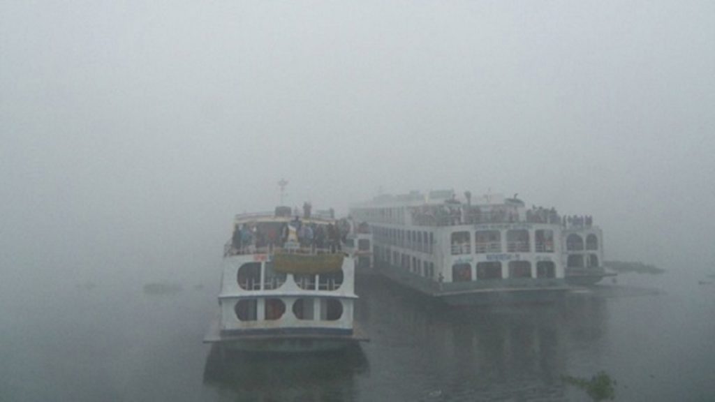 পাটুরিয়া-দৌলতদিয়ায় ফেরি চলাচল বন্ধ