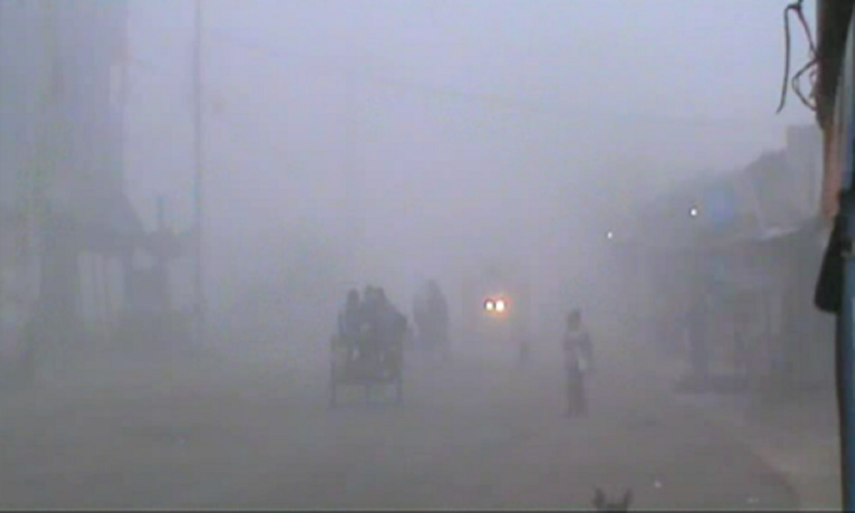 তীব্র শীতে বিপর্যস্ত জনজীবন