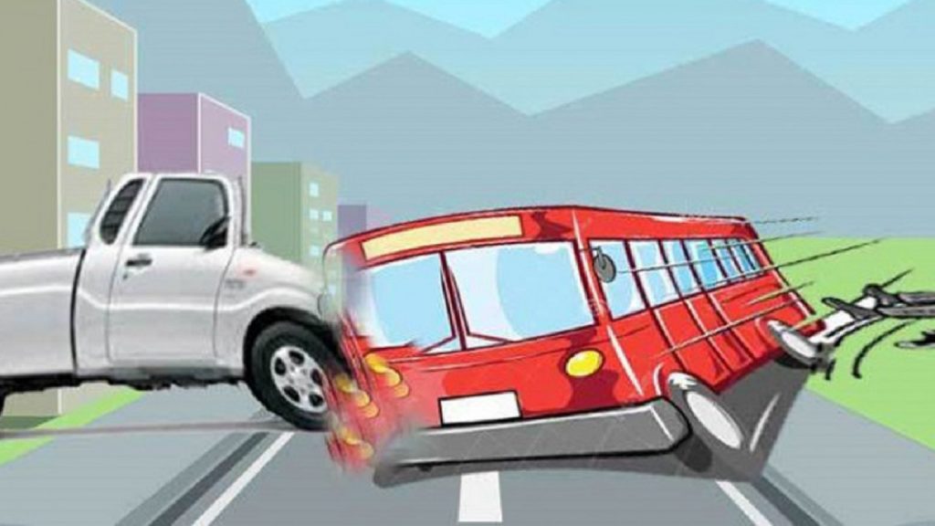 মুন্সিগঞ্জে ট্রাক চাপায় প্রাণ গেল বাস স্ট্যান্ডে দাঁড়িয়ে থাকা দুই জনের