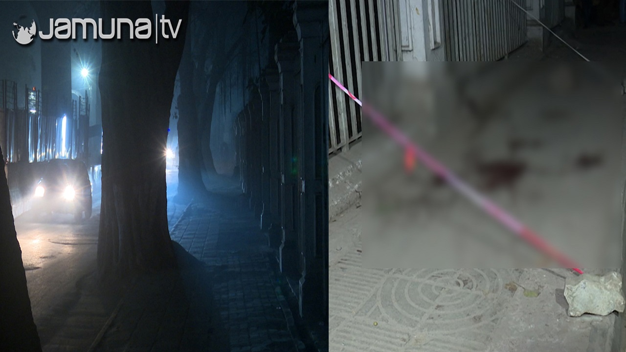 হাইকোর্ট এলাকায় ছুরিকাঘাতে অজ্ঞাত ব্যক্তি খুন হাইকোর্ট এলাকায় ছুরিকাঘাতে অজ্ঞাত ব্যক্তি খুন