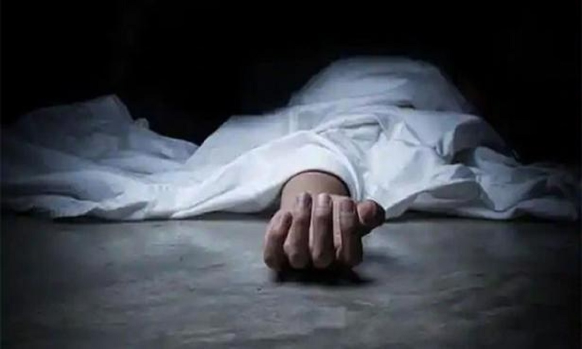 মেয়ের আত্মহত্যার খবরে বাবার মৃত্যু