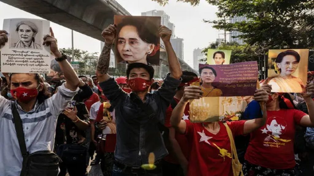 মিয়ানমারে সেনা অভ্যুত্থান ও সু চিকে গ্রেফতারের প্রতিবাদে বিভিন্ন দেশে বিক্ষোভ