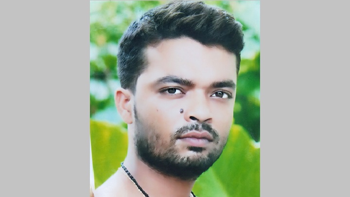 মাদারীপুরে প্রেমিকার বাড়ির সামনে প্রেমিকের ঝুলন্ত লাশ উদ্ধার