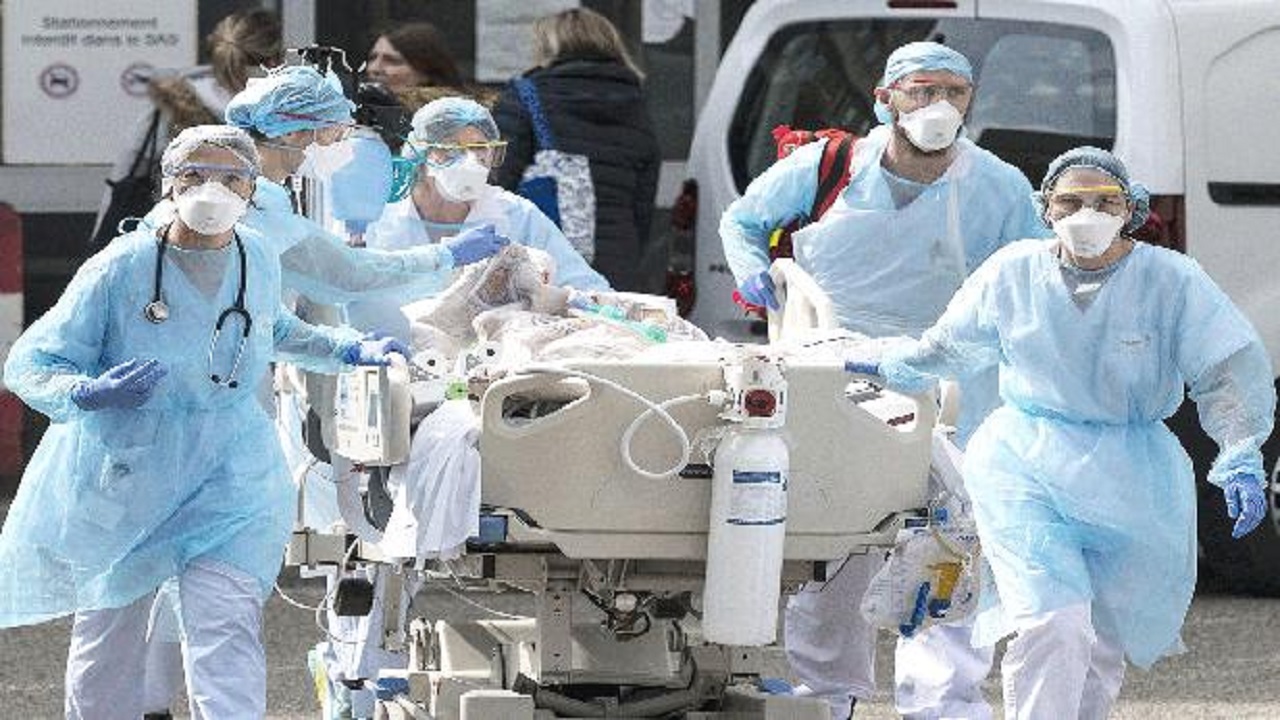 করোনায় বিশ্বে আরও সাড়ে ১০ হাজারের বেশি প্রাণহানি, শনাক্ত প্রায় ৪ লাখ করোনায় বিশ্বে আরও সাড়ে ১০ হাজারের বেশি প্রাণহানি, শনাক্ত প্রায় ৪ লাখ