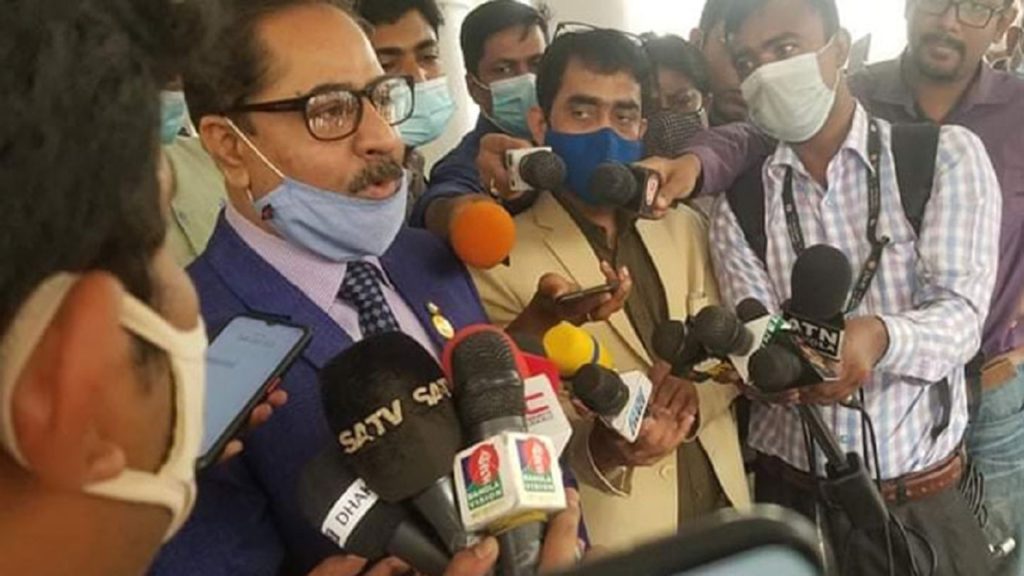 টিকা নেওয়ার বয়স আর কমানো হবে না: স্বাস্থ্যসচিব