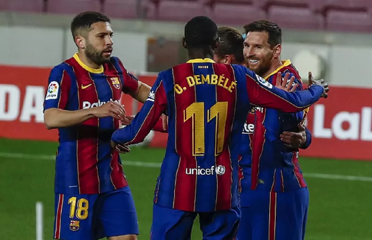 মেসির জোড়া গোলে বড় জয় পেয়েছে বার্সা
