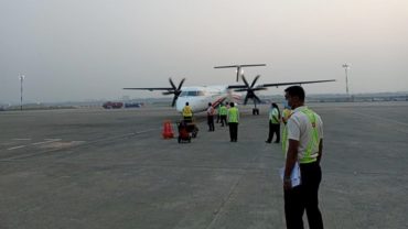ড্যাশ ৮-৪০০ ‘শ্বেতবলাকা’ এখন বাংলাদেশের আকাশে
