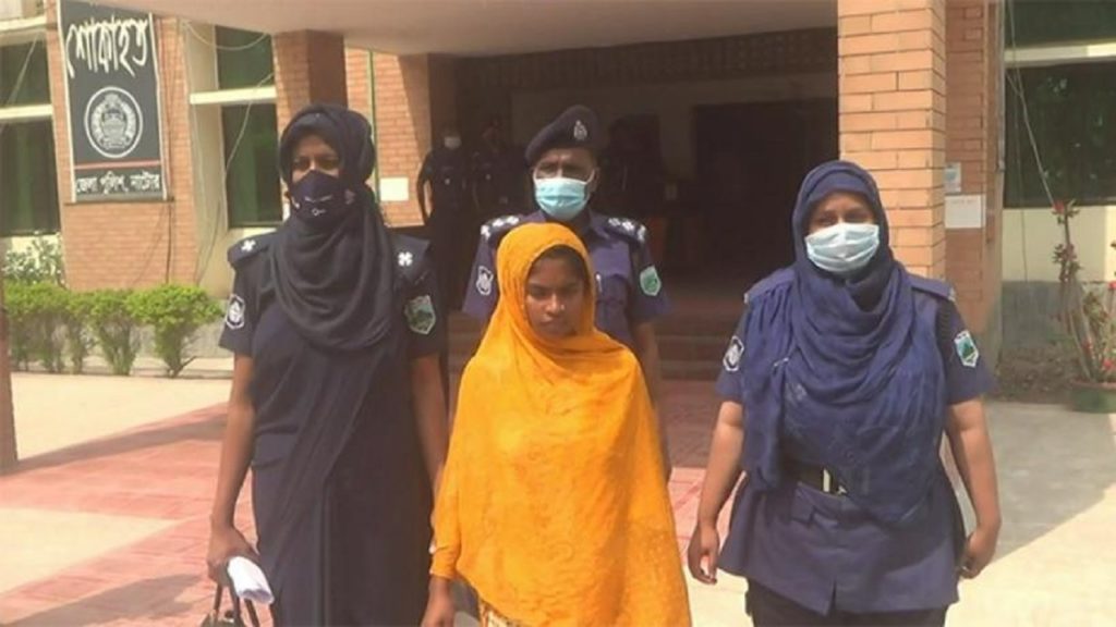 নাটোরে মাকে হত্যার অভিযোগে মেয়েকে গ্রেফতার