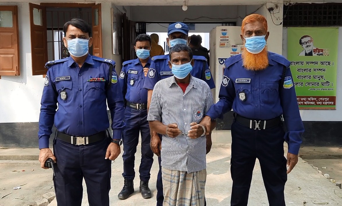 পুত্রবধূকে ধর্ষণের অভিযোগে গ্রেফতার শ্বশুর