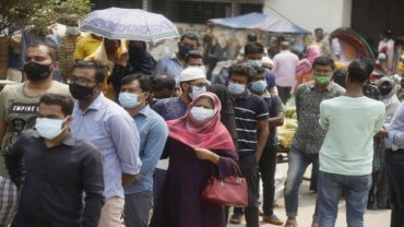 রাজধানীর হাসপাতালগুলোয় বাড়ছে রোগীর চাপ; ব্যাহত হচ্ছে স্বাস্থ্যসেবা রাজধানীর হাসপাতালগুলোয় বাড়ছে রোগীর চাপ; ব্যাহত হচ্ছে স্বাস্থ্যসেবা