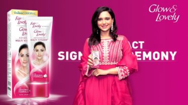 ‘গ্লো অ্যান্ড লাভলি’র নতুন ব্র্যান্ড অ্যাম্বাসেডর সাবিলা নূর