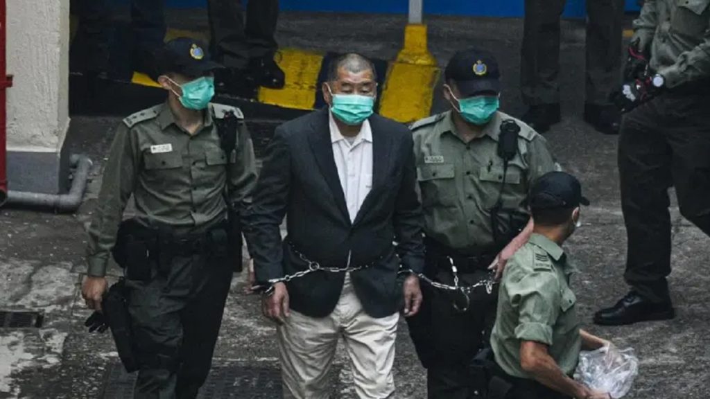 হংকংয়ের গণতন্ত্রপন্থি মিডিয়া টাইকুন জিমি লাই'কে ১৪ মাসের কারাদণ্ড