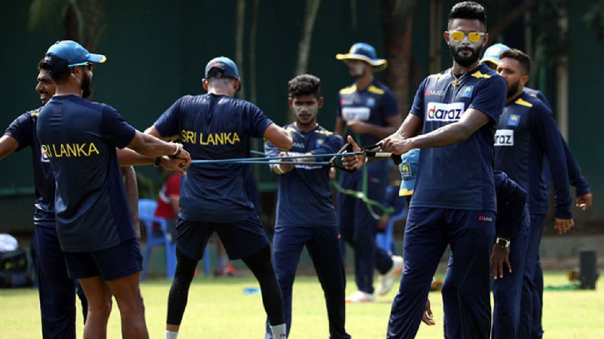 লঙ্কান ক্রিকেট টিমের সদস্য শিরান ফার্নান্দো করোনায় আক্রান্ত