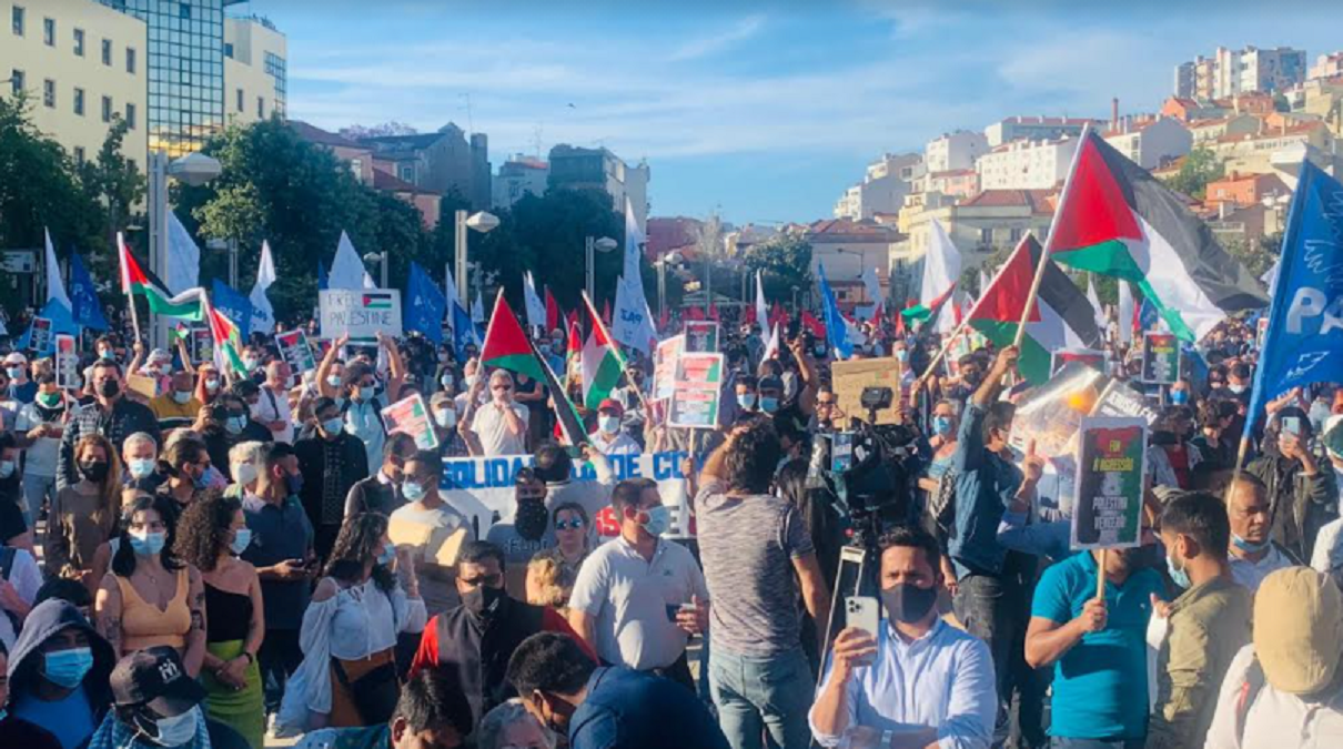 ইসরায়েলি হামলার প্রতিবাদে হাজারো পর্তুগিজের বিক্ষোভ